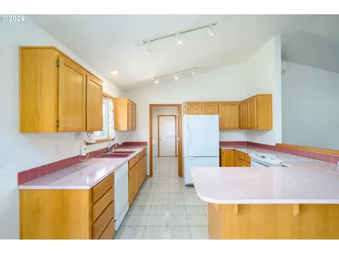 48420 Sw Hebo Road Grand Ronde OR 97347