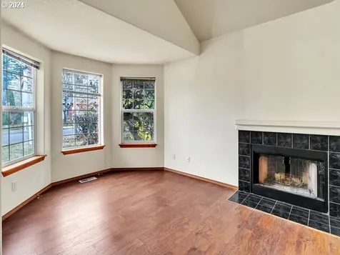 18904 SW Christopher Drive Beaverton OR 97003