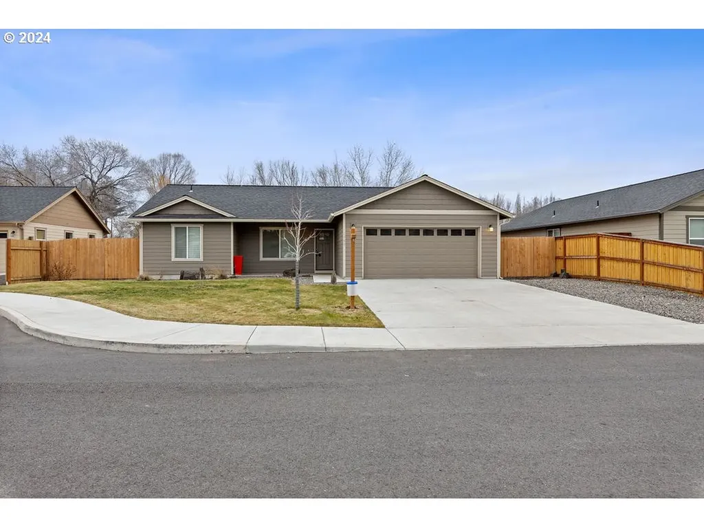1068 Ne Crista Court Prineville OR 97754