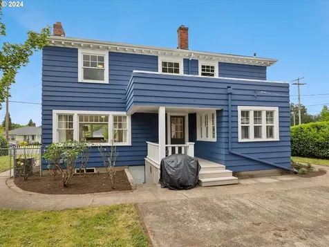 375 E Dartmouth Street Gladstone OR 97027