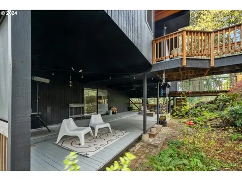 6767 Se Thorburn Street Portland OR 97215