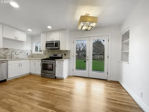 3917 SE 115th Avenue Portland OR 97266
