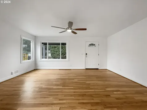 3917 SE 115th Avenue Portland OR 97266