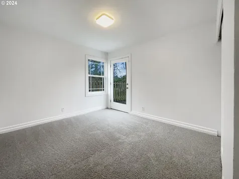 3917 SE 115th Avenue Portland OR 97266