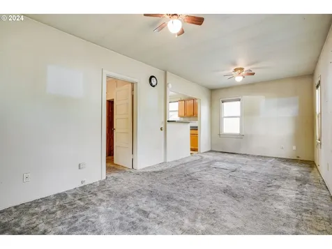 8244 NE Multnomah Street Portland OR 97220