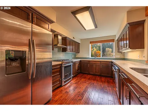 1671 E 43rd Avenue Eugene OR 97405
