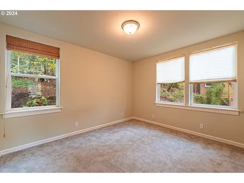 1671 E 43rd Avenue Eugene OR 97405