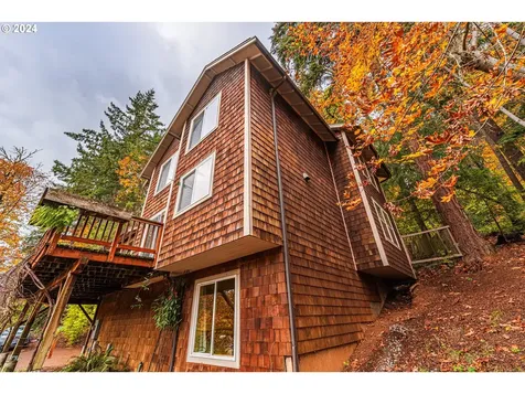 1671 E 43rd Avenue Eugene OR 97405