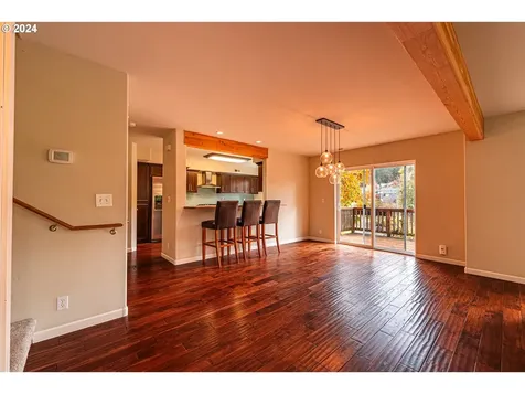 1671 E 43rd Avenue Eugene OR 97405