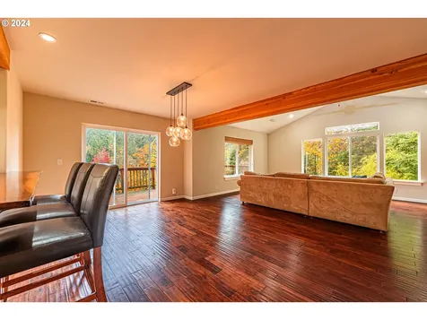 1671 E 43rd Avenue Eugene OR 97405