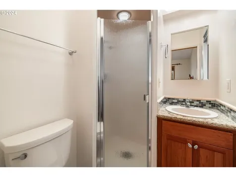 14221 NE Rose Parkway Portland OR 97230