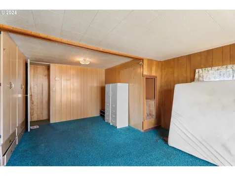 300 Ridings Avenue Molalla OR 97038