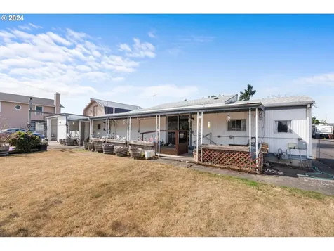 300 Ridings Avenue Molalla OR 97038