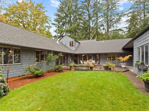 885 SW 84th Court Portland OR 97225