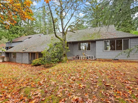 885 SW 84th Court Portland OR 97225
