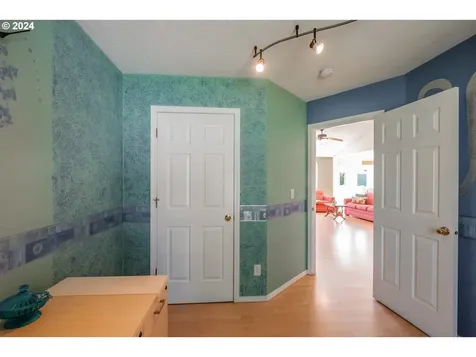 4050 Mandy Avenue SE Salem OR 97302
