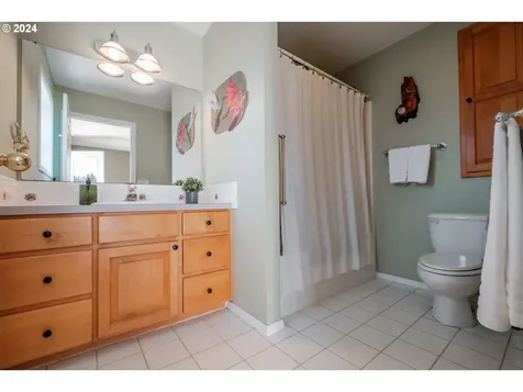 4050 Mandy Avenue SE Salem OR 97302