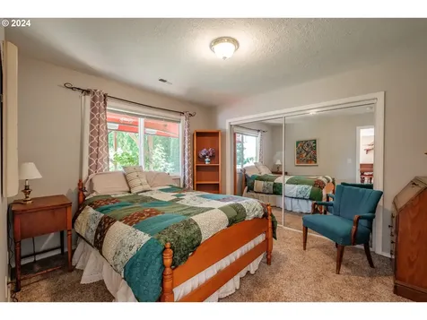 4050 Mandy Avenue SE Salem OR 97302
