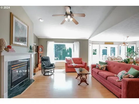 4050 Mandy Avenue SE Salem OR 97302