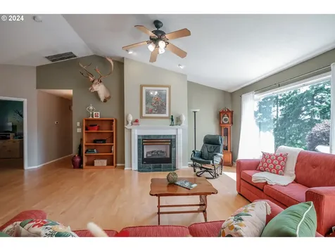 4050 Mandy Avenue SE Salem OR 97302