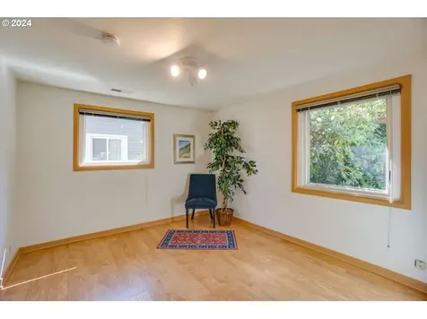 1941 Ne Birch Street Camas WA 98607