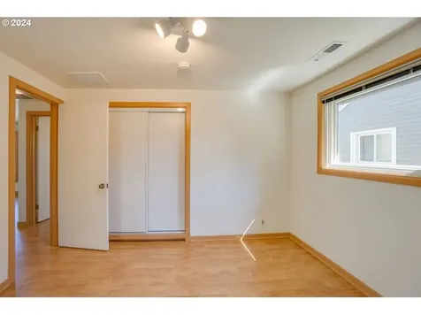 1941 Ne Birch Street Camas WA 98607