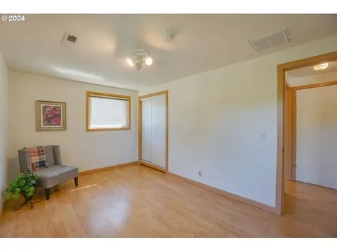 1941 Ne Birch Street Camas WA 98607