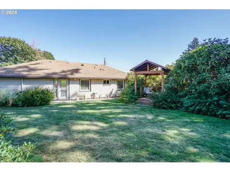 1941 Ne Birch Street Camas WA 98607