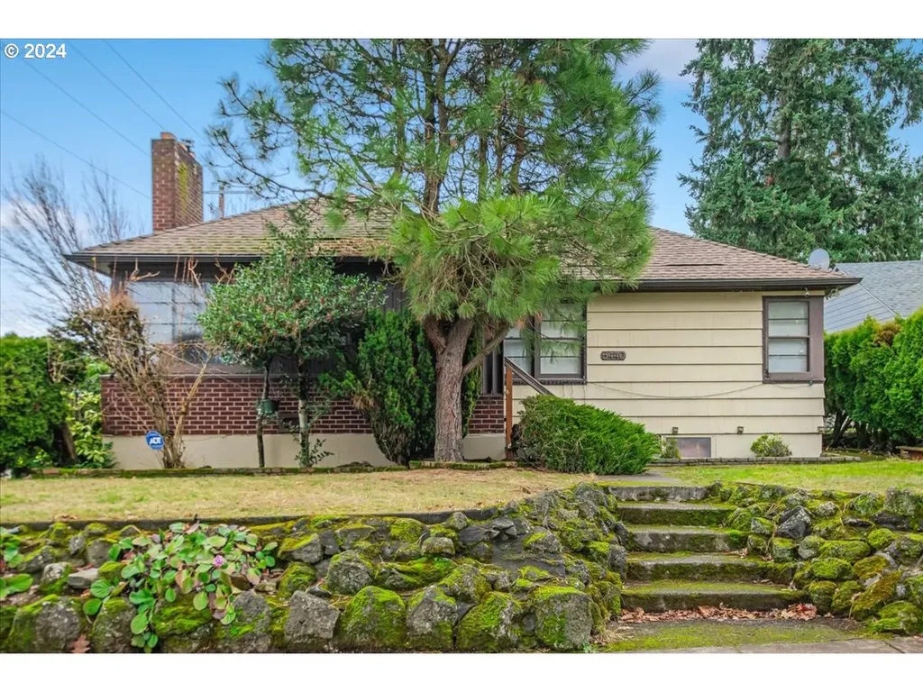 5440 NE 35th Avenue Portland OR 97211