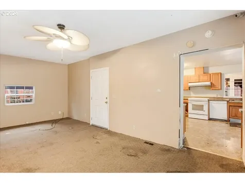 5440 NE 35th Avenue Portland OR 97211