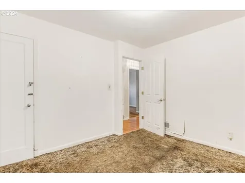 5440 NE 35th Avenue Portland OR 97211