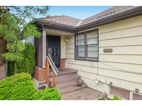 5440 NE 35th Avenue Portland OR 97211