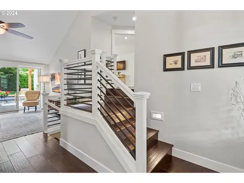 22355 Sw Martinazzi Avenue Tualatin OR 97062