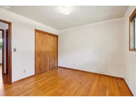 13008 Ne Brazee Street Portland OR 97230