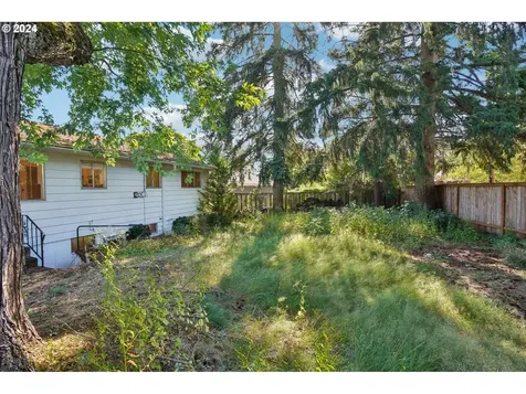 13008 Ne Brazee Street Portland OR 97230