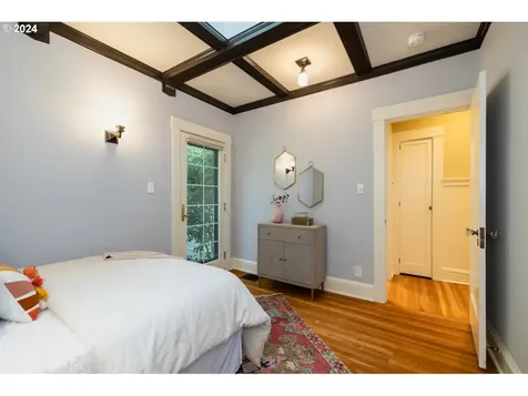 438 NE 26th Avenue Portland OR 97232
