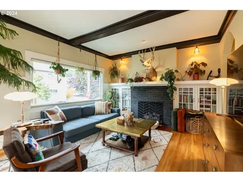 438 NE 26th Avenue Portland OR 97232