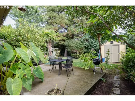438 NE 26th Avenue Portland OR 97232
