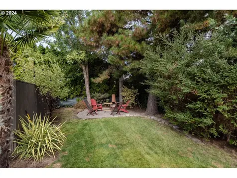 438 NE 26th Avenue Portland OR 97232