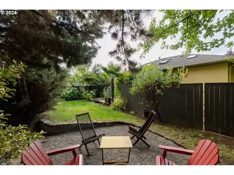 438 NE 26th Avenue Portland OR 97232
