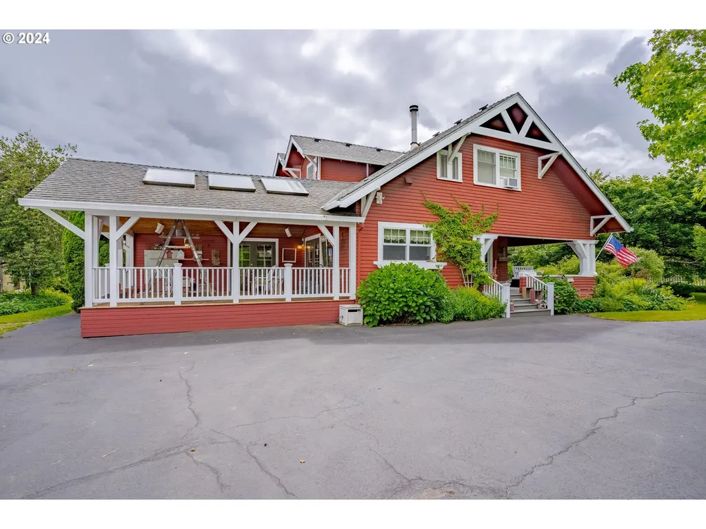 2374 N Boones Ferry Road Woodburn OR 97071