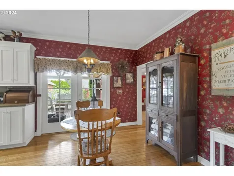 2374 N Boones Ferry Road Woodburn OR 97071