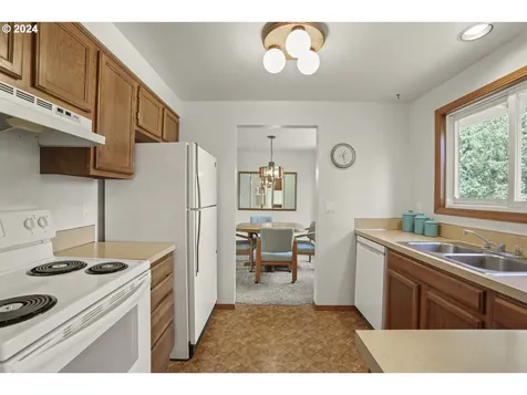 2370 Sw Binford Place Gresham OR 97080