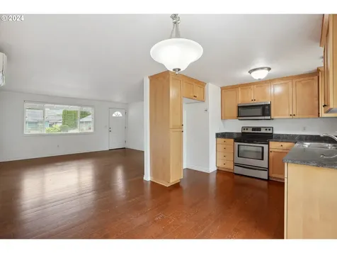 4015 NE 64th Avenue Vancouver WA 98661