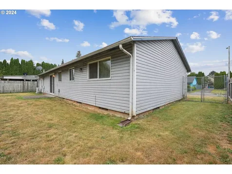 4015 NE 64th Avenue Vancouver WA 98661