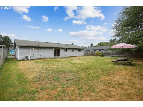 4015 NE 64th Avenue Vancouver WA 98661