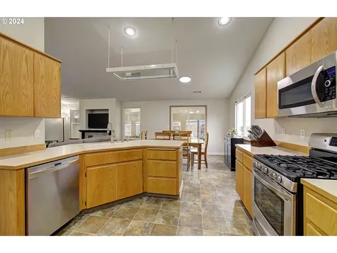 8207 Ne 163rd Avenue Vancouver WA 98682