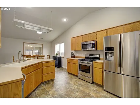 8207 Ne 163rd Avenue Vancouver WA 98682