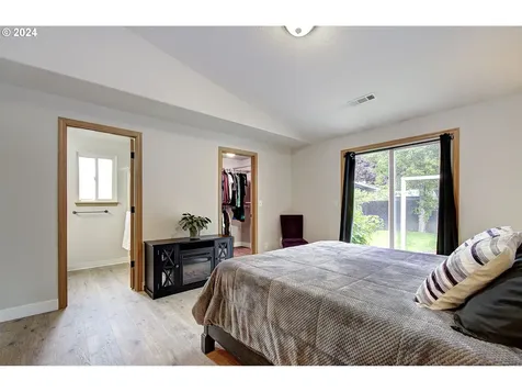 8207 Ne 163rd Avenue Vancouver WA 98682