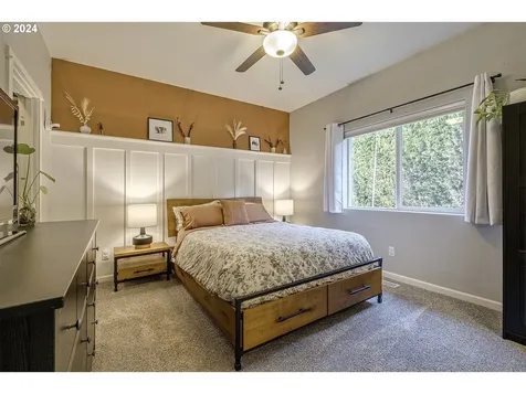 619 S 13th Avenue Cornelius OR 97113